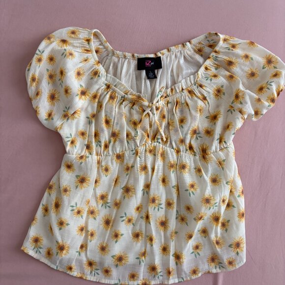 Girls Top Bundle - Picture 2 of 4